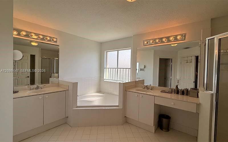 11510 NW 67th Ter #0 photo 14