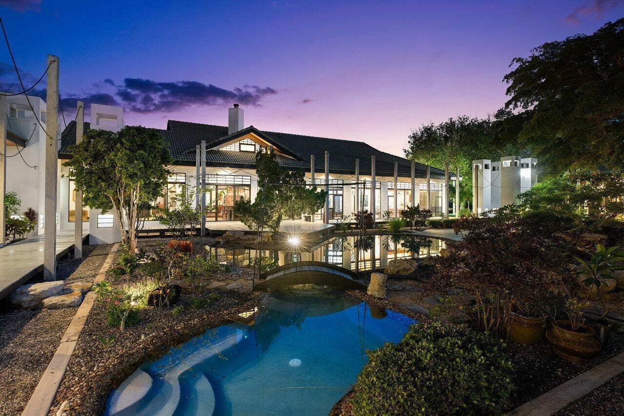 105-8549SurreyLane-BocaRaton-FL-33496-SM
