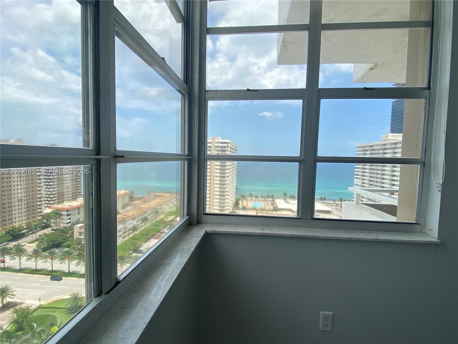 HEMISPHERES CONDO · #PHF in Hallandale Beach - Photo 13