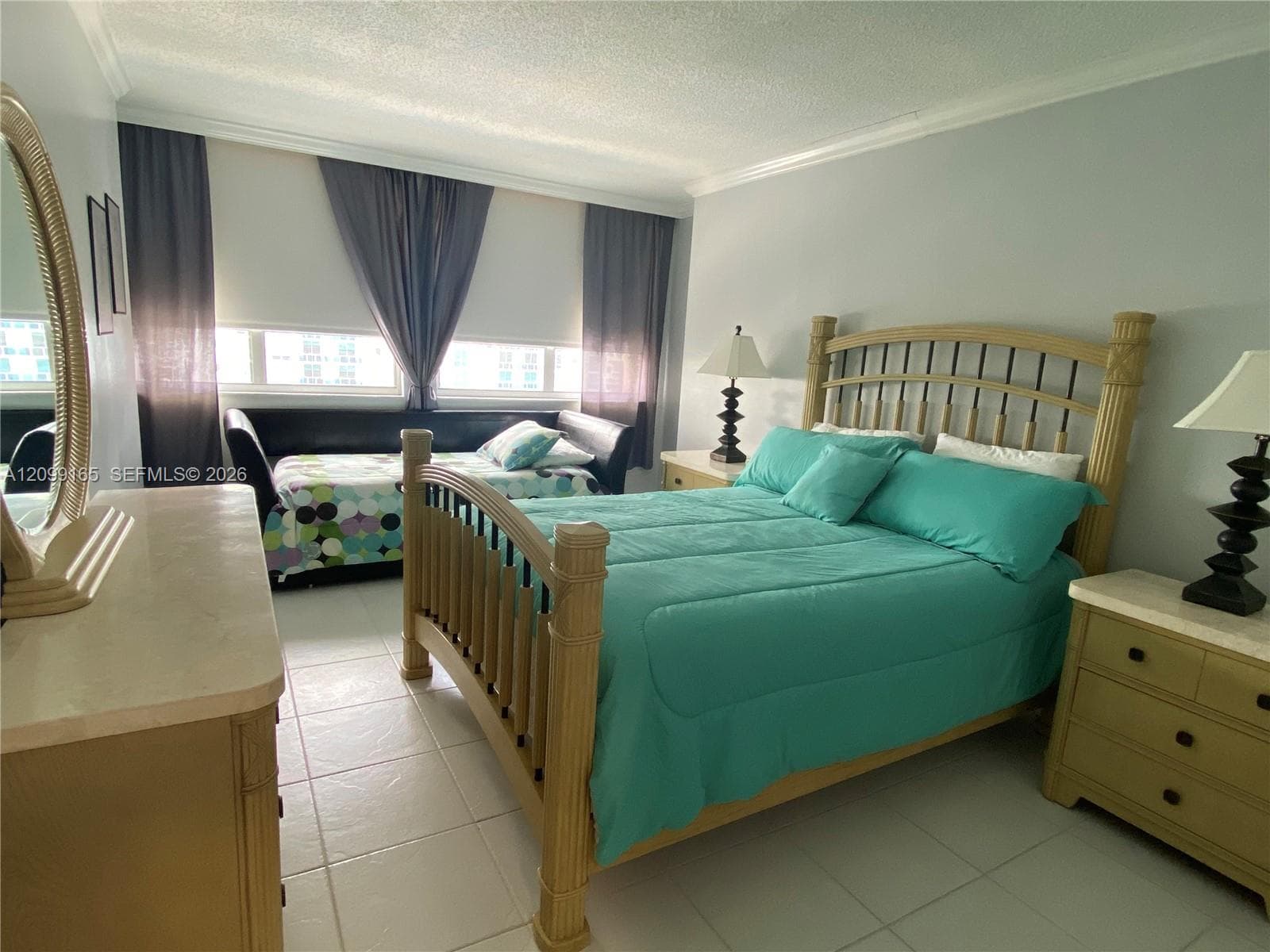 HEMISPHERES CONDO · #PHF in Hallandale Beach - Photo 32