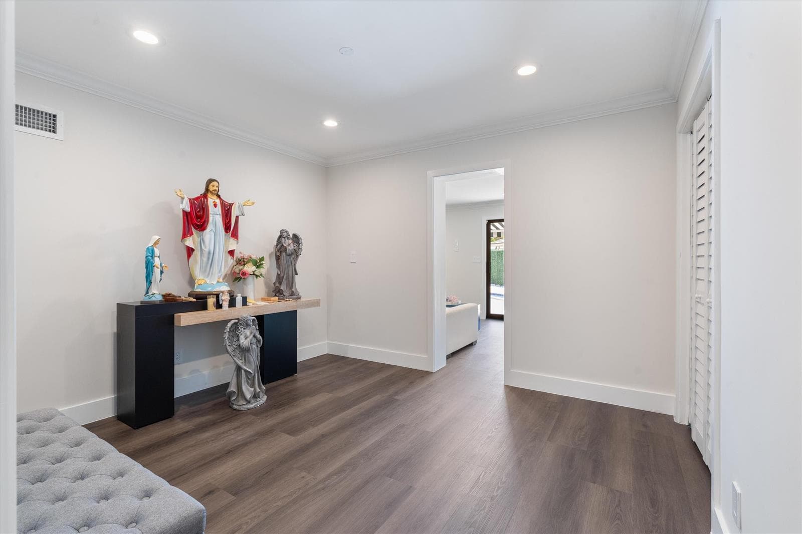 32-4410 NE 24th Ave Light House Point, F