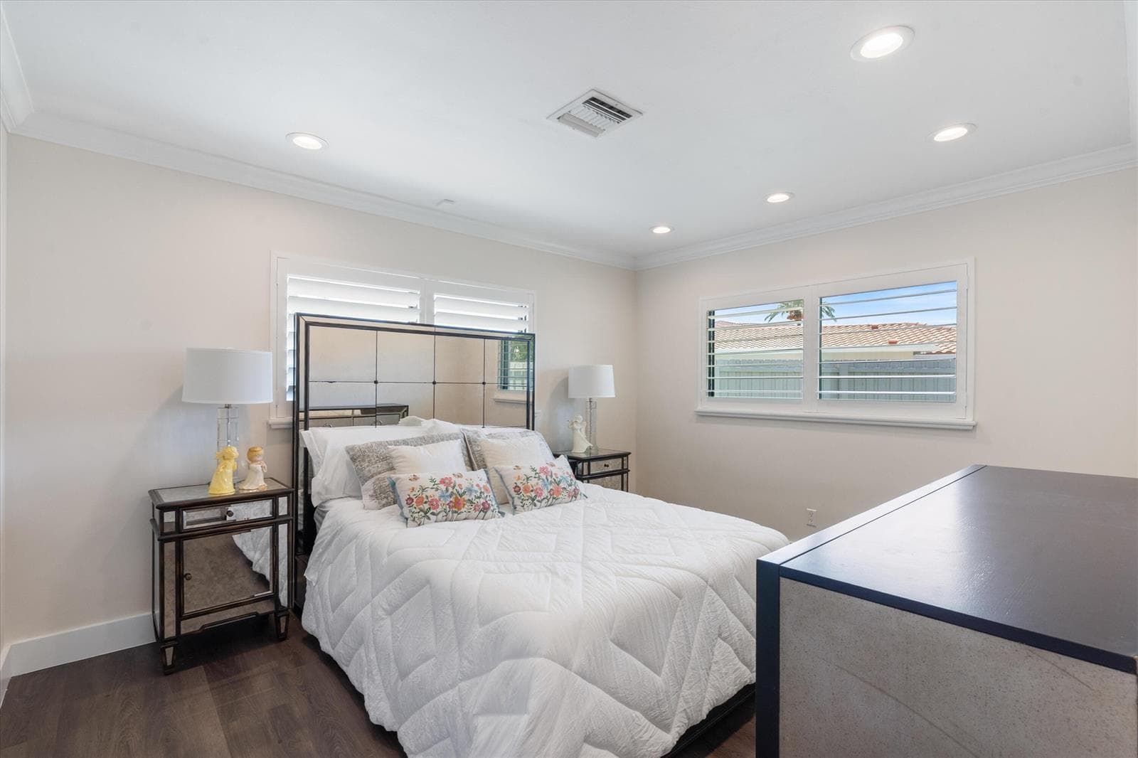 28-4410 NE 24th Ave Light House Point, F