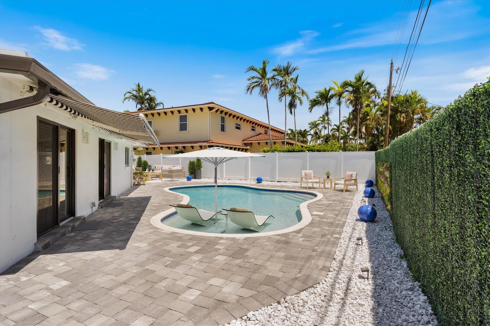 1-4410 NE 24th Ave Light House Point FL-