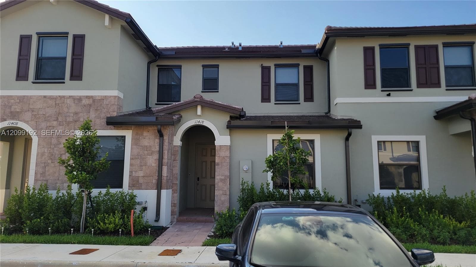 11418 W 34th Ct #. photo 2