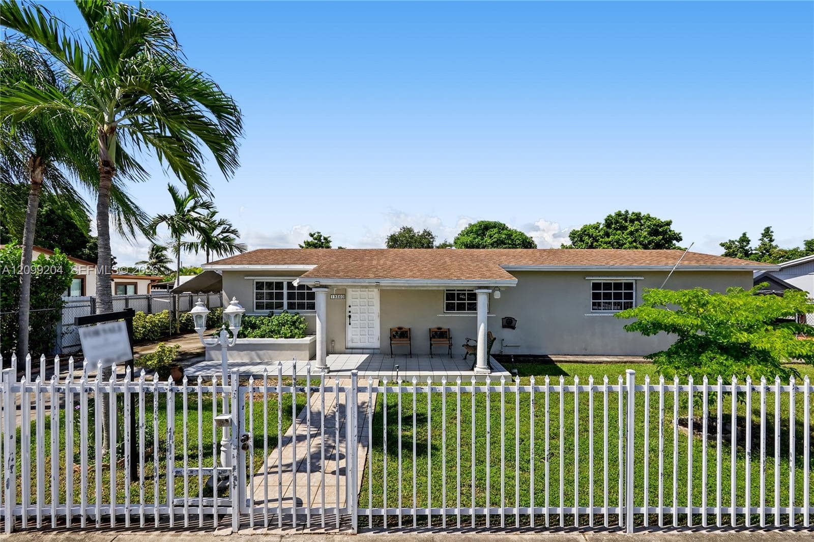 19360 SW 115th Ave photo 1