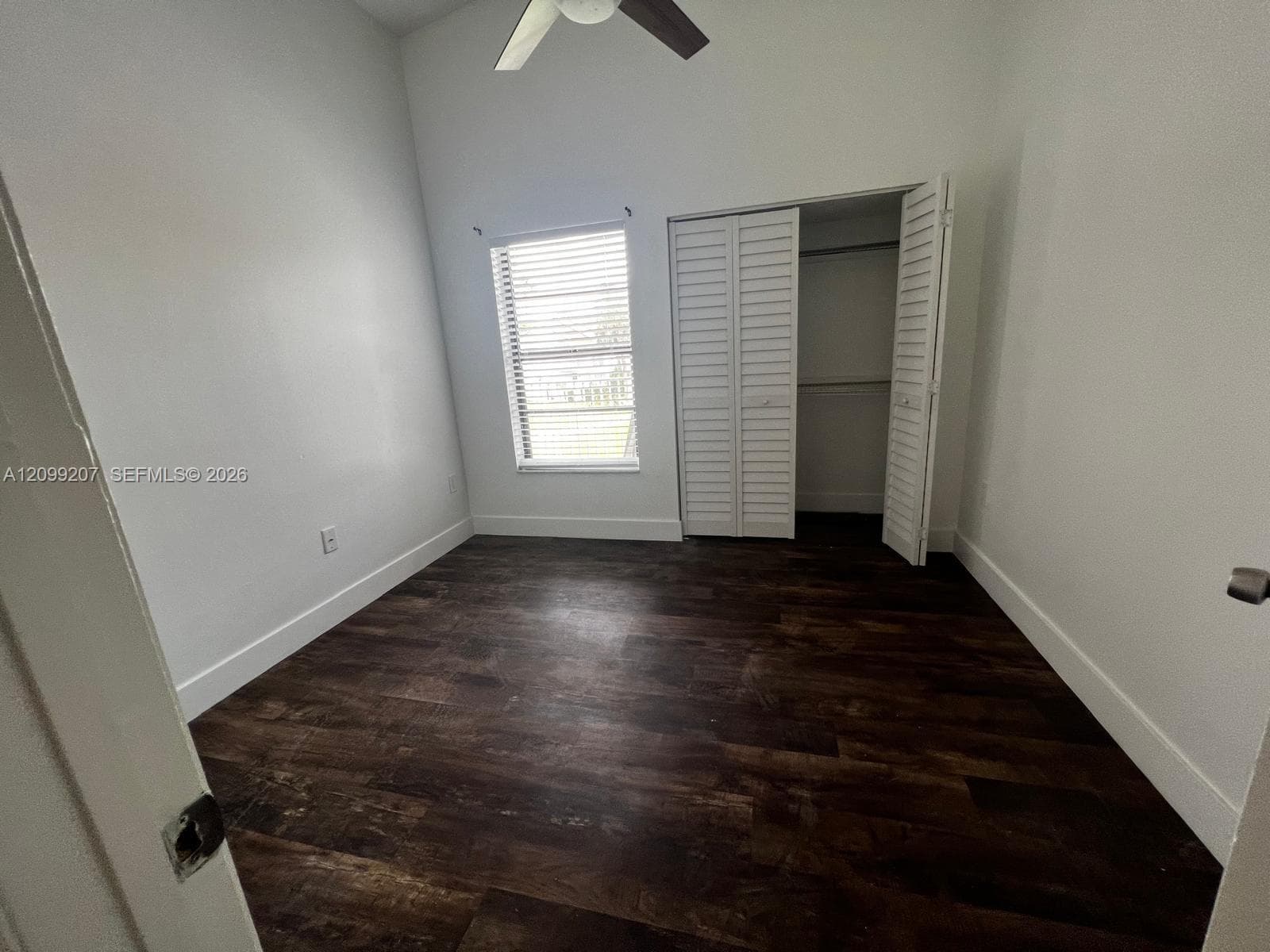 POINT LAKE CONDO I · #207 in Miami - Photo 15
