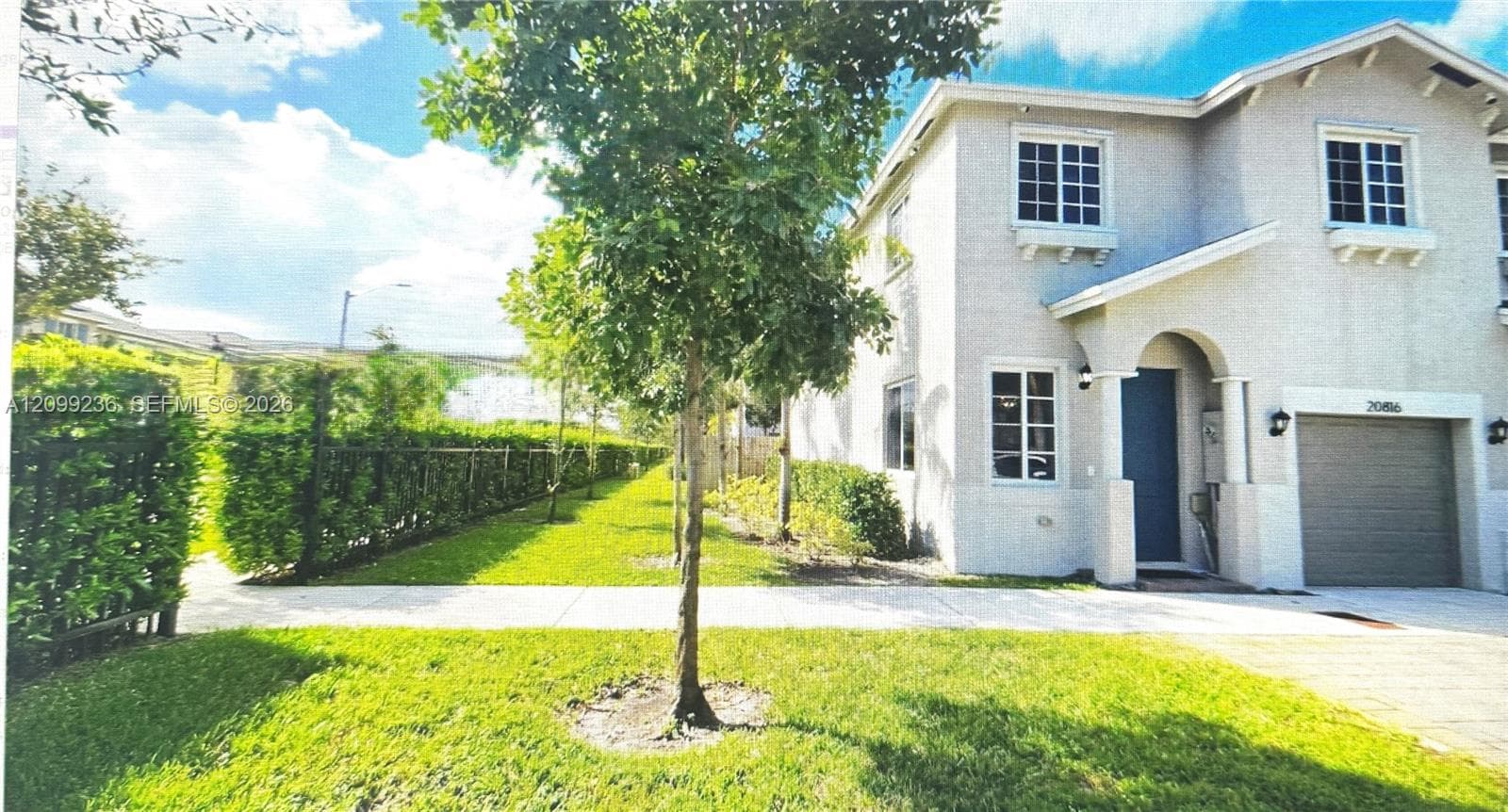 20816 NW 13th Ct photo 1