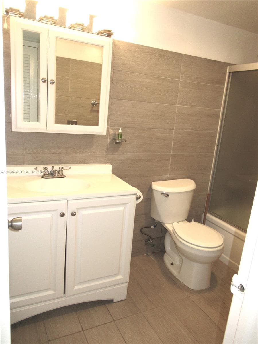 PARADISE VILLAS CONDO · #309-B in Hallandale Beach - Photo 3