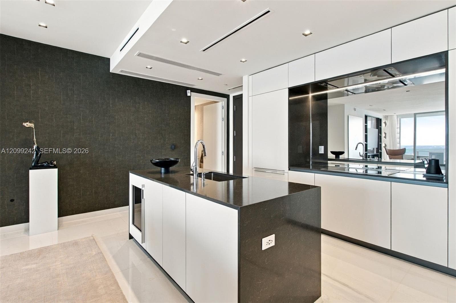 Aston Martin Residences · #5105W in Miami - Photo 3