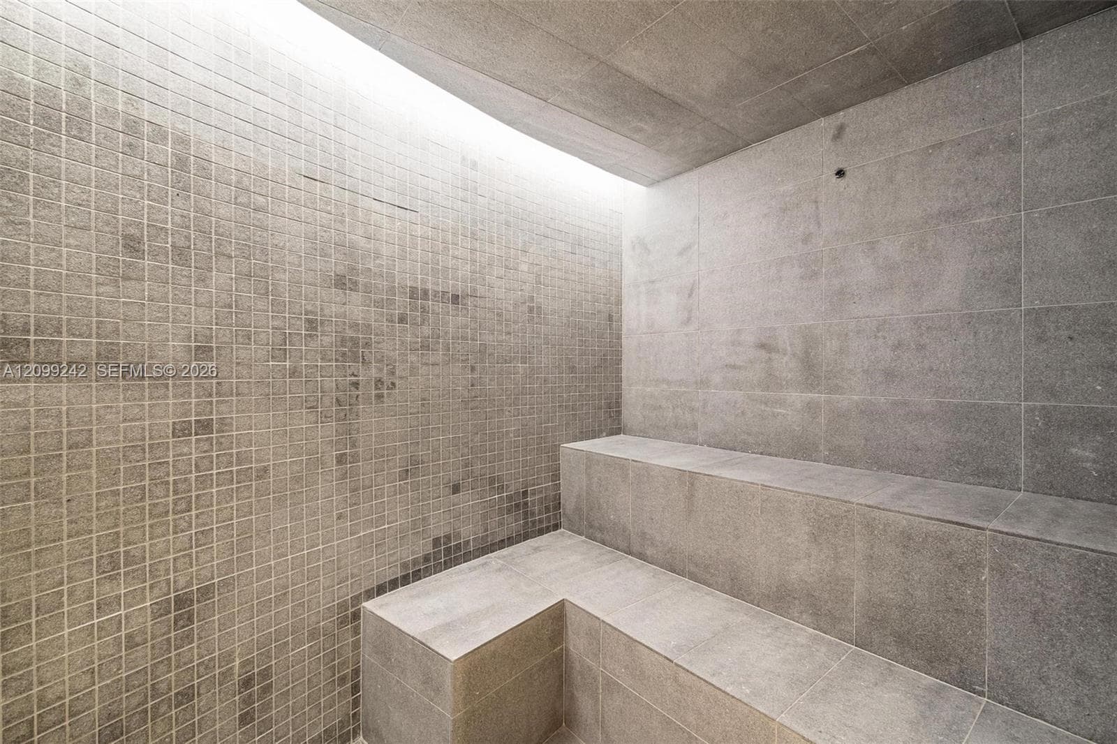 Floor 53-Steam Room