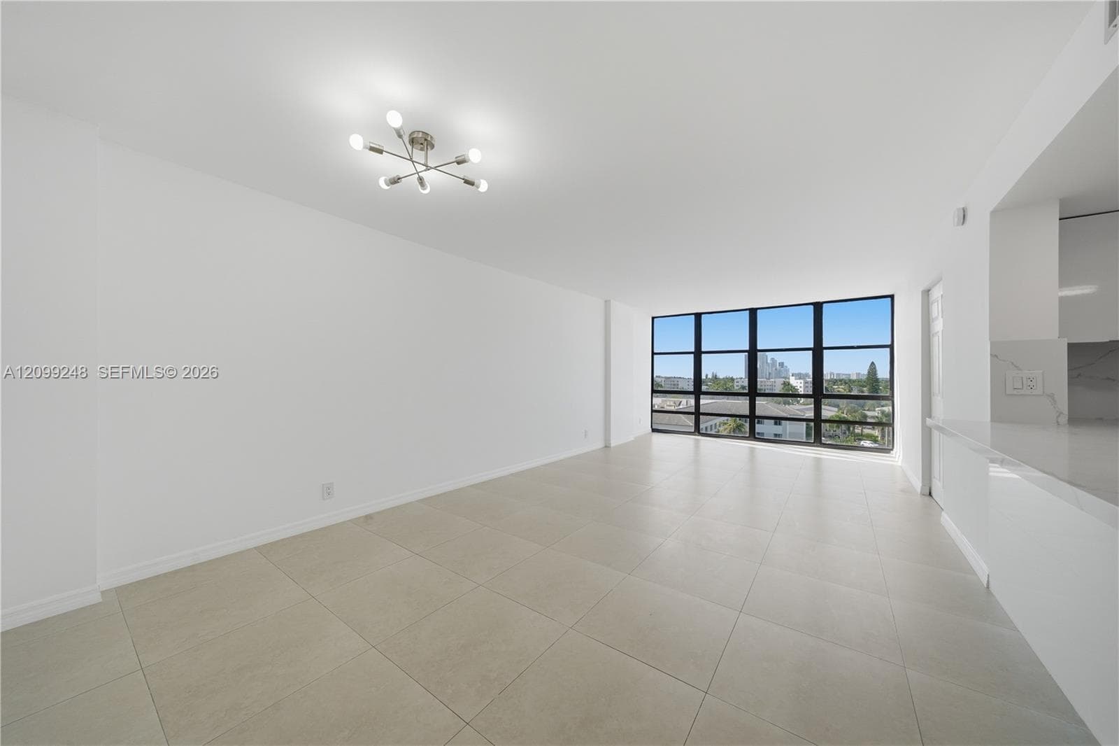 Avant Garde Condo · #703 in Hallandale Beach - Photo 2