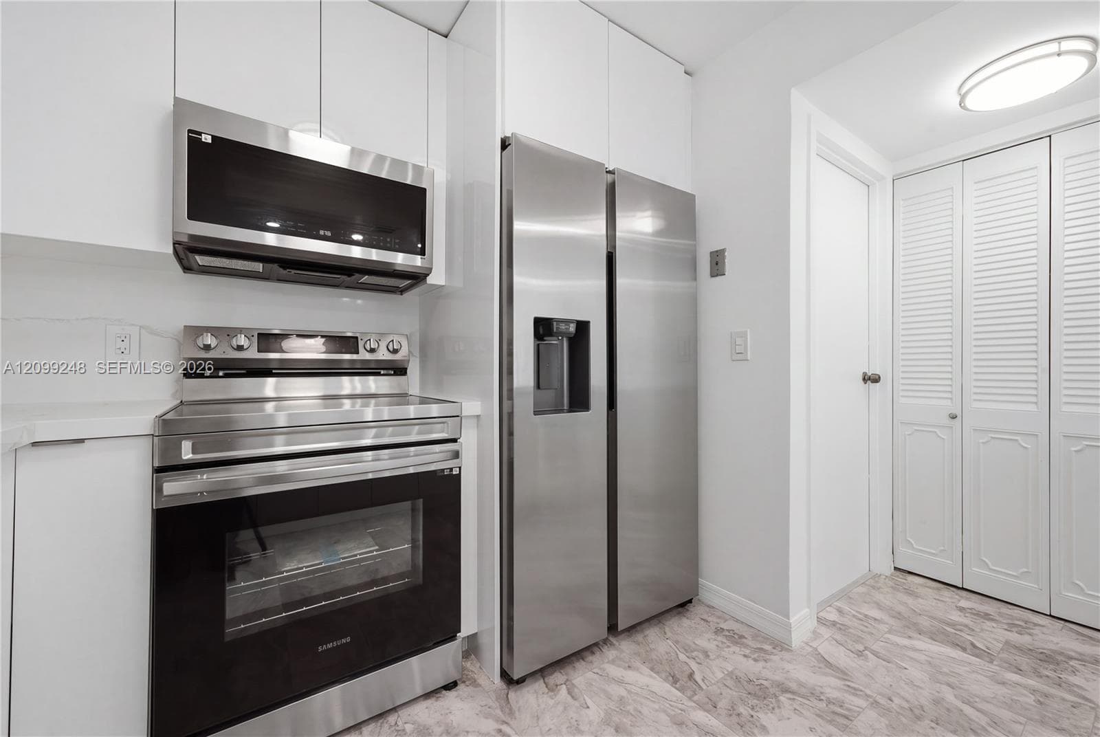 Avant Garde Condo · #703 in Hallandale Beach - Photo 7