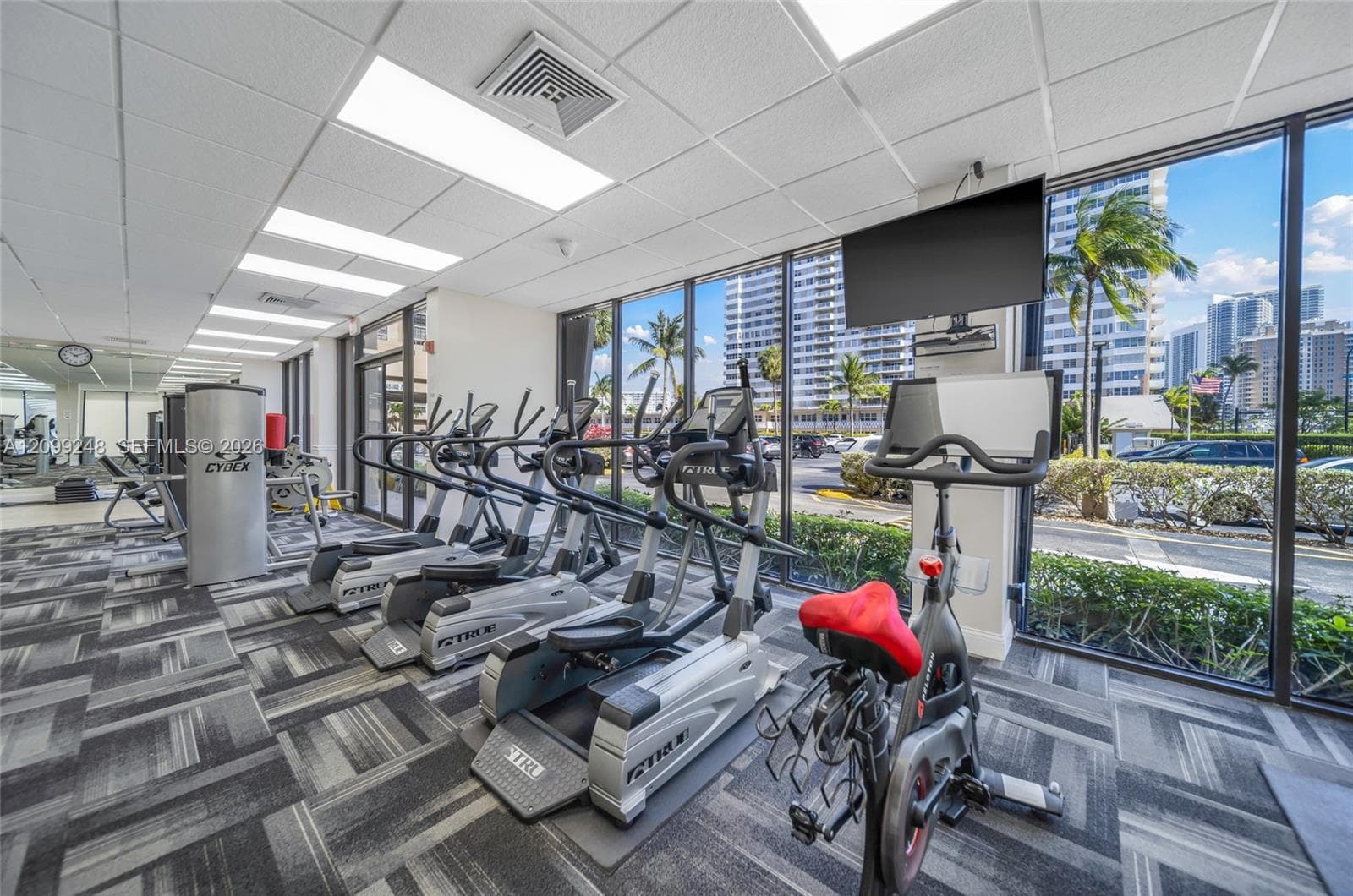 Avant Garde Condo · #703 in Hallandale Beach - Photo 37