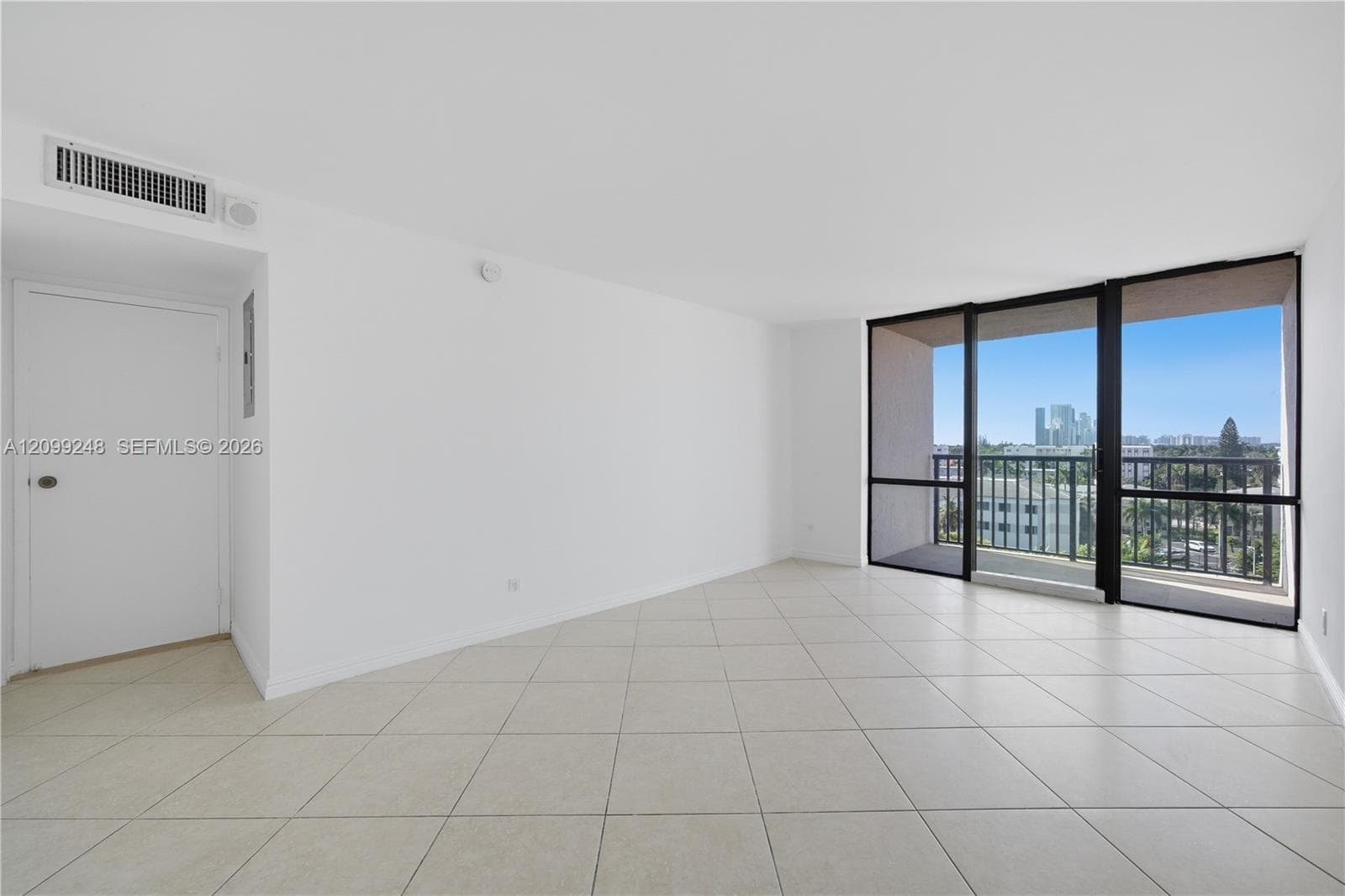 Avant Garde Condo · #703 in Hallandale Beach - Photo 15
