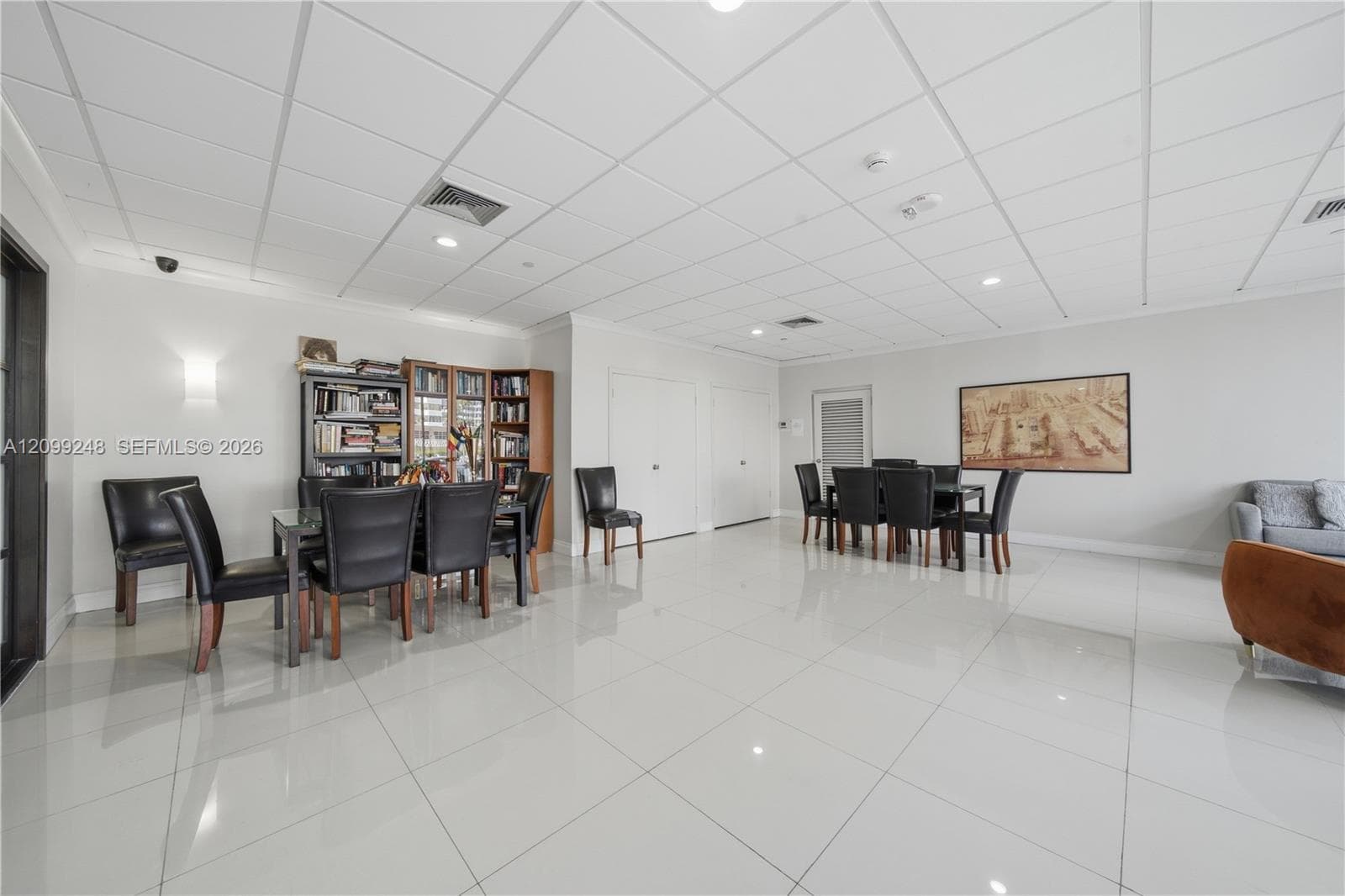 Avant Garde Condo · #703 in Hallandale Beach - Photo 40