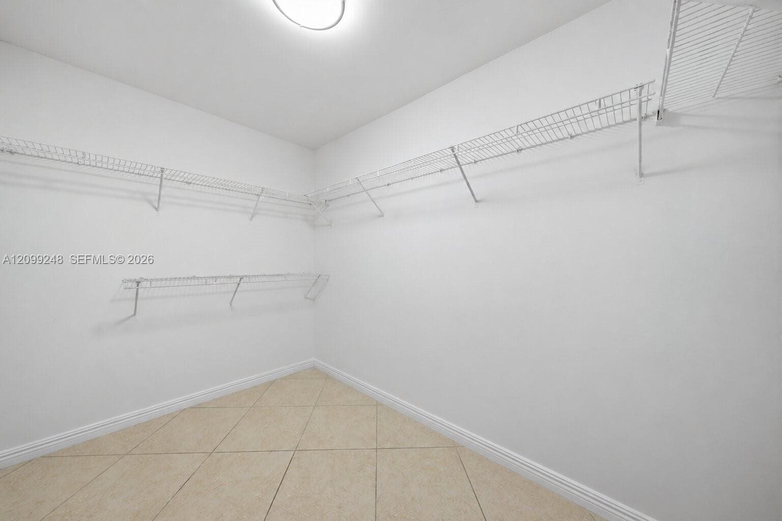 Avant Garde Condo · #703 in Hallandale Beach - Photo 21