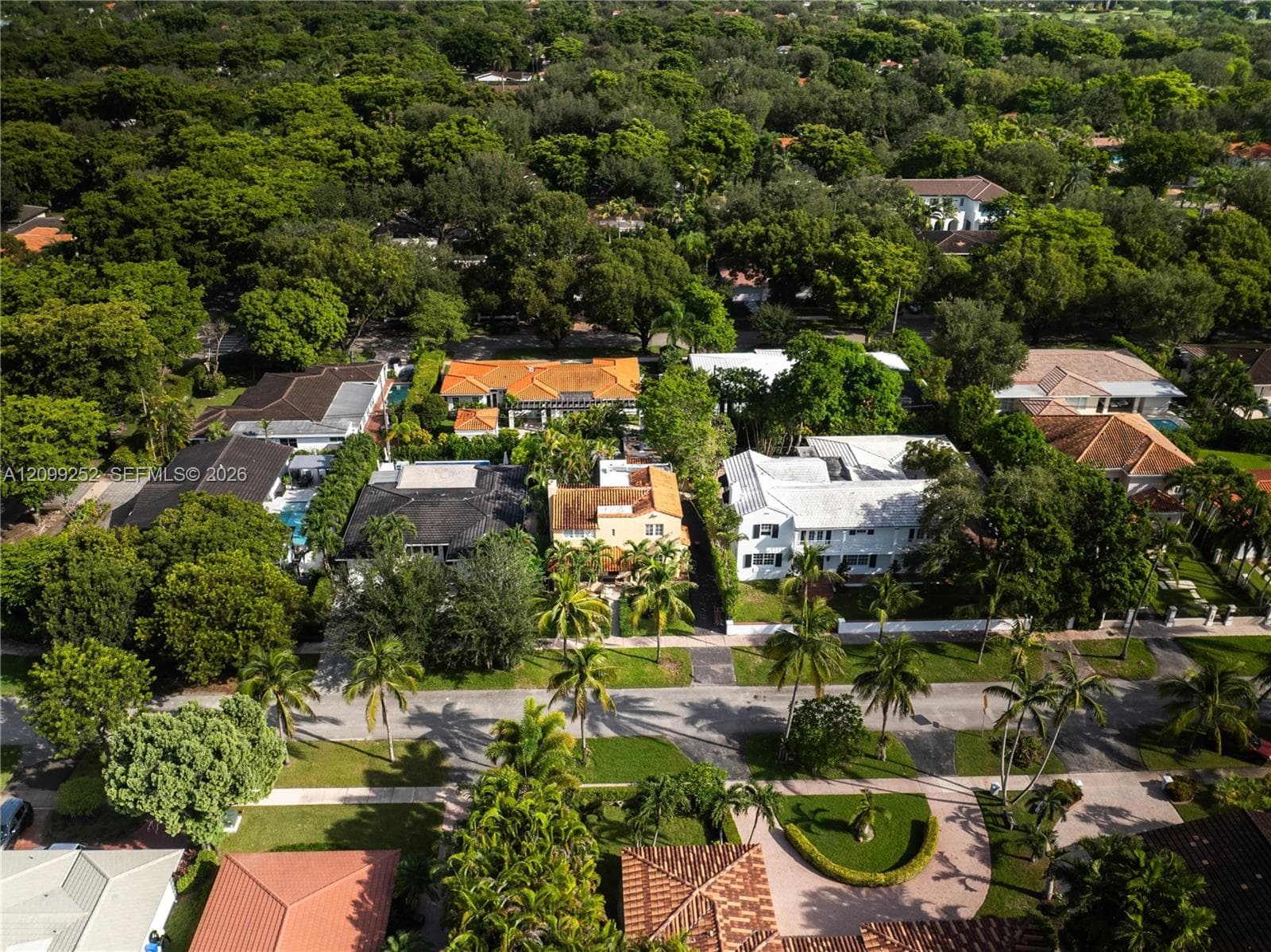 1461 Certosa Ave photo 34