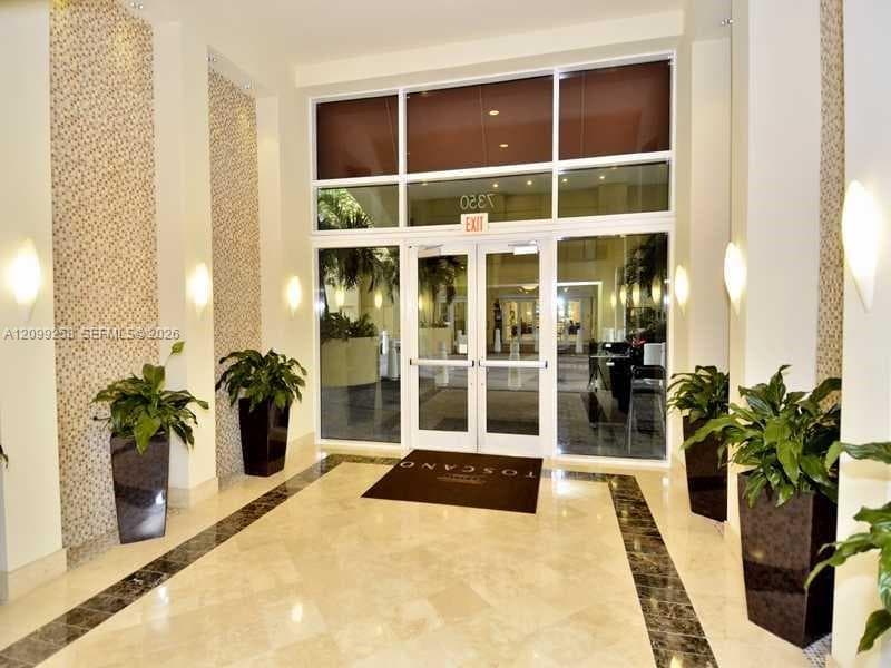 TOSCANO CONDO · #810S in Miami - Photo 2