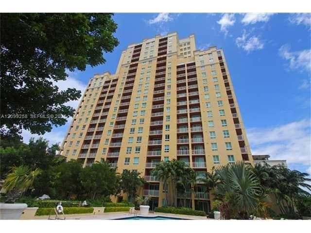 TOSCANO CONDO · #810S in Miami - Photo 7