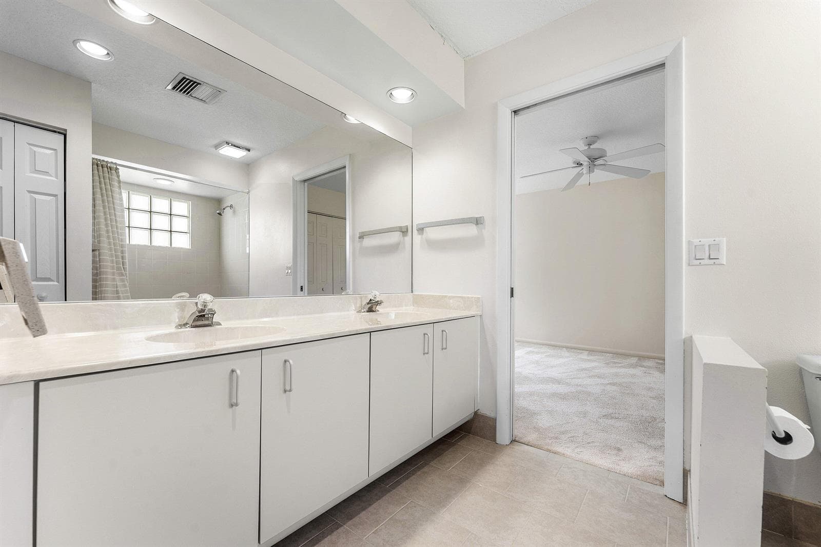 019-23350TorreCircle-BocaRaton-FL-33433-