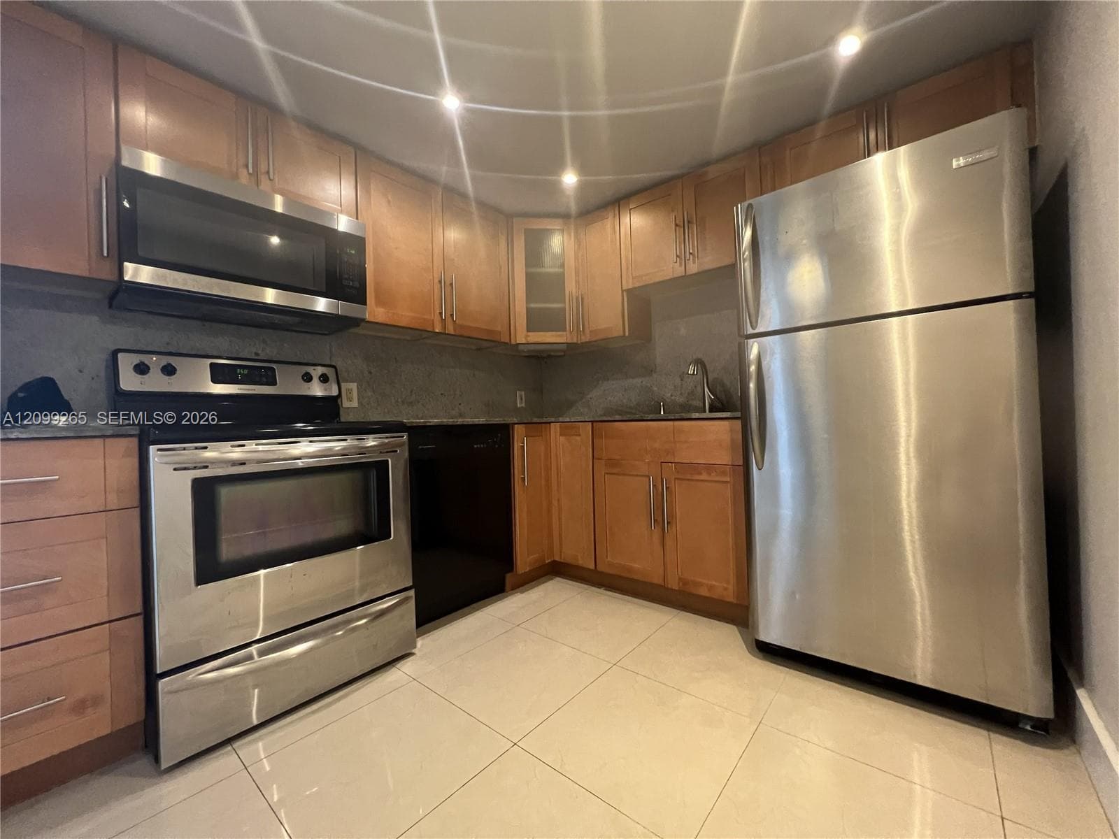 ARLEN HOUSE EAST CONDO · #2012 in Sunny Isles Beach - Photo 5