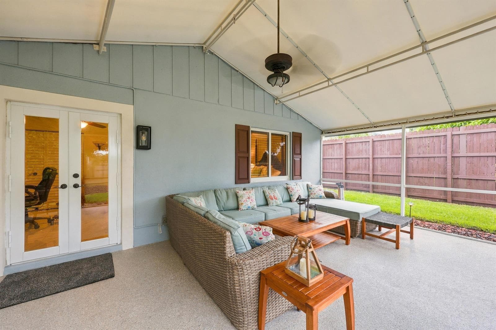 Nearly 1400sqft covered & screened patio