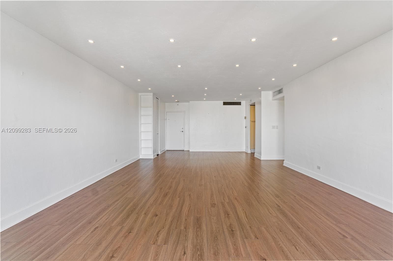 Brickell Townhouse · #PHL in Miami - Photo 17