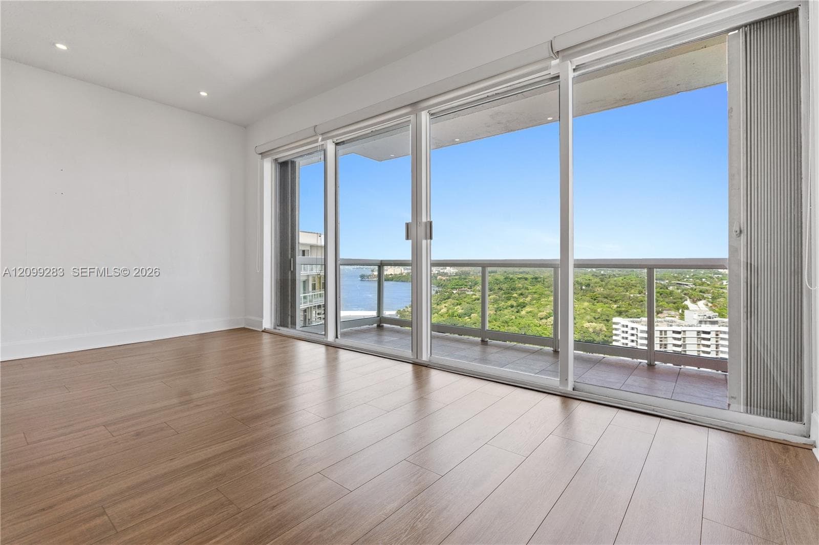 Brickell Townhouse · #PHL in Miami - Photo 16