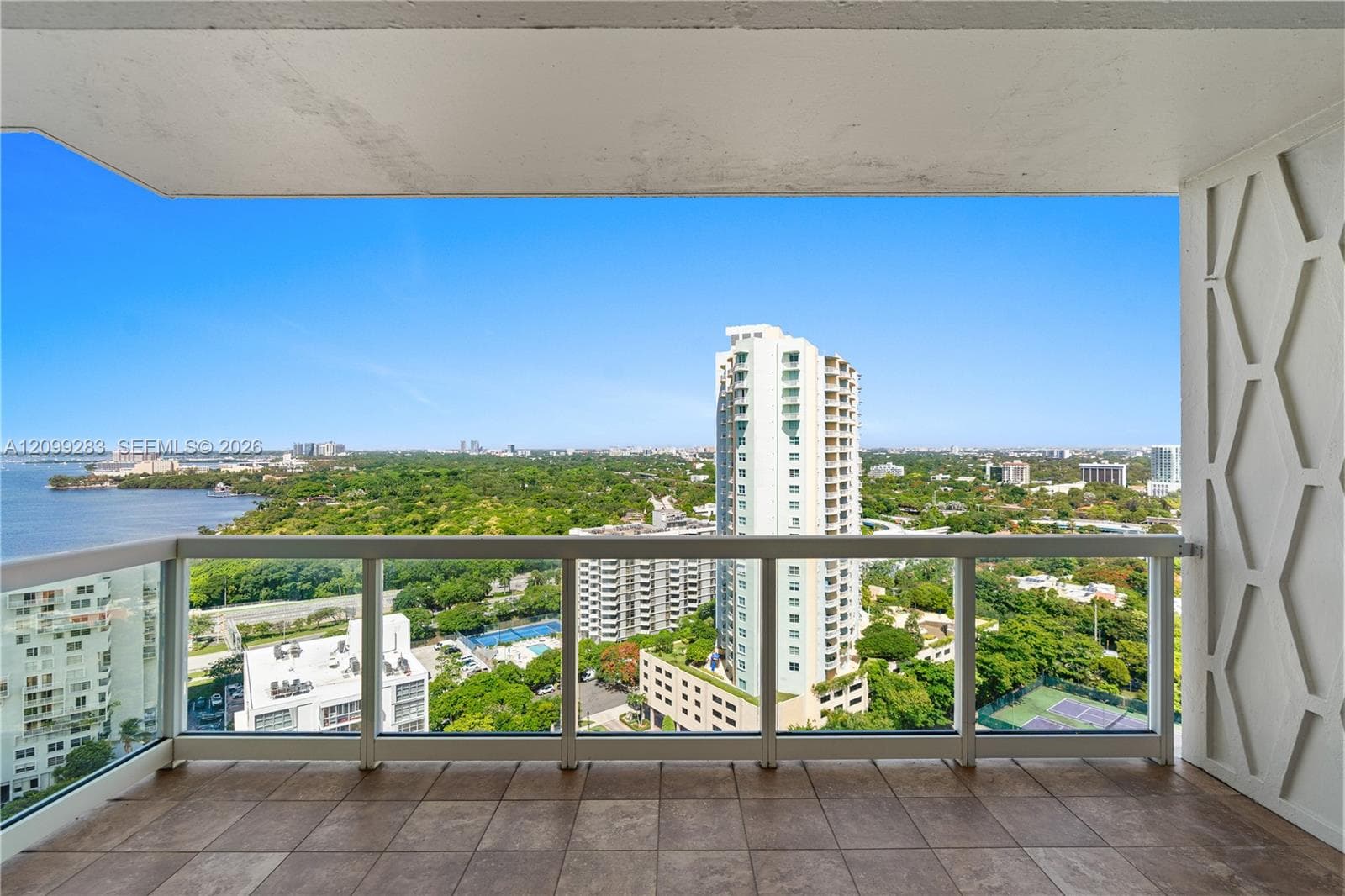 Brickell Townhouse · #PHL in Miami - Photo 12