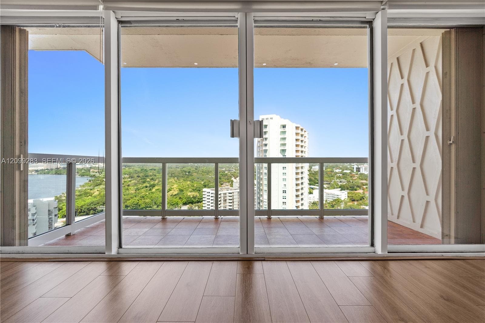 Brickell Townhouse · #PHL in Miami - Photo 11