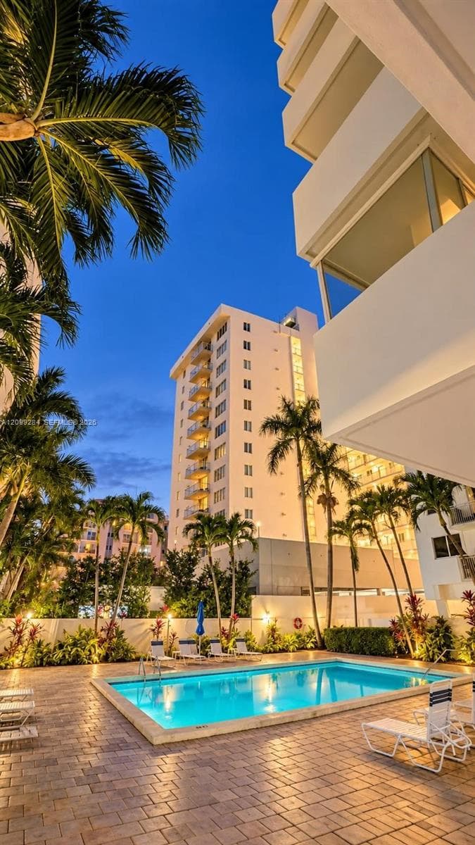 WEST BAY GARDENS · #212 in Miami Beach - Photo 11