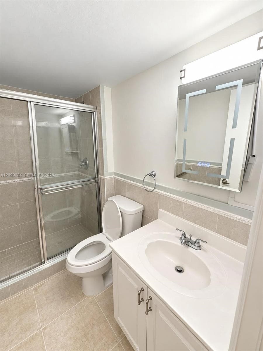 WEST BAY GARDENS · #212 in Miami Beach - Photo 8