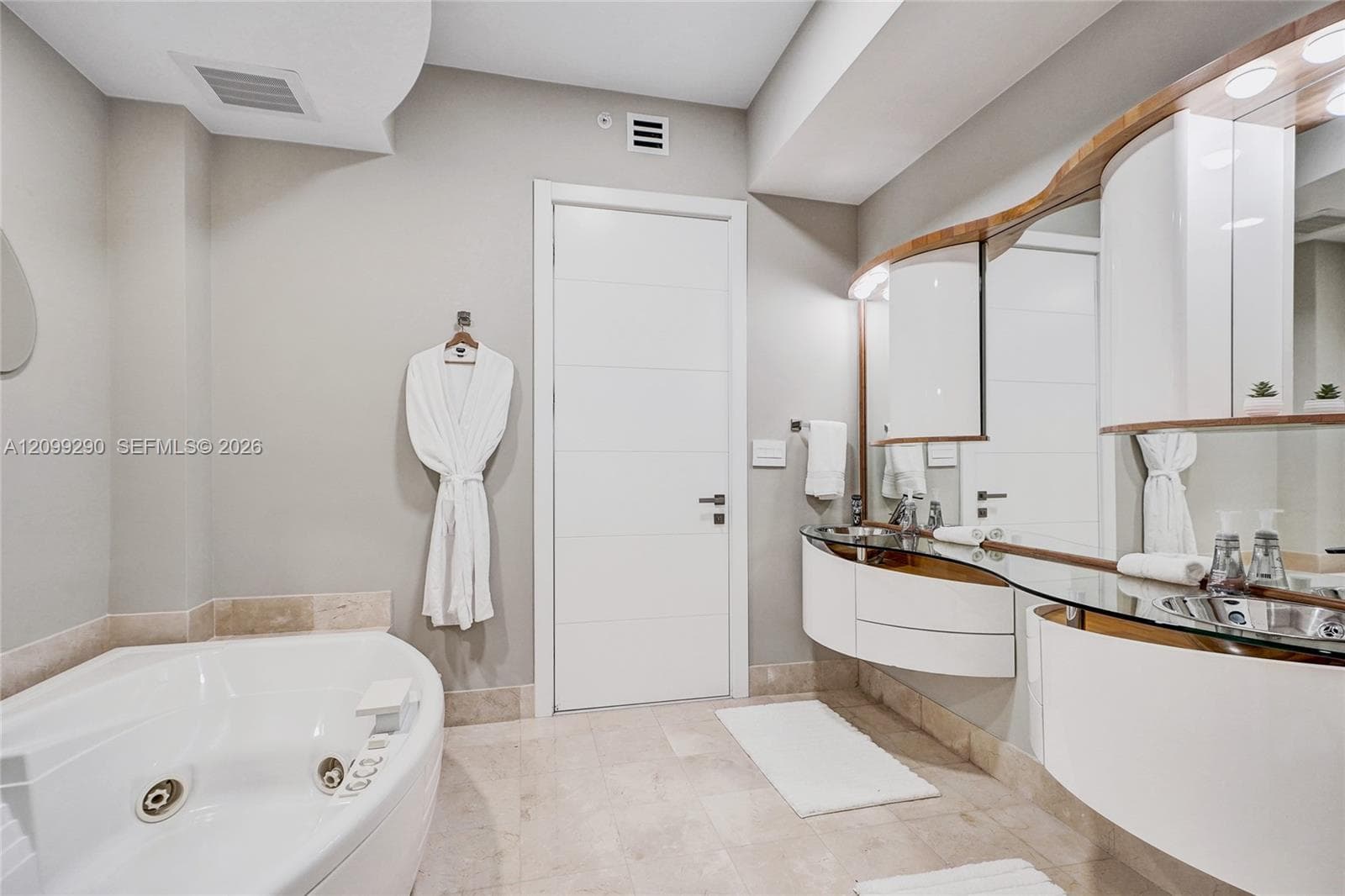 Trump Palace · #602 in Sunny Isles Beach - Photo 27
