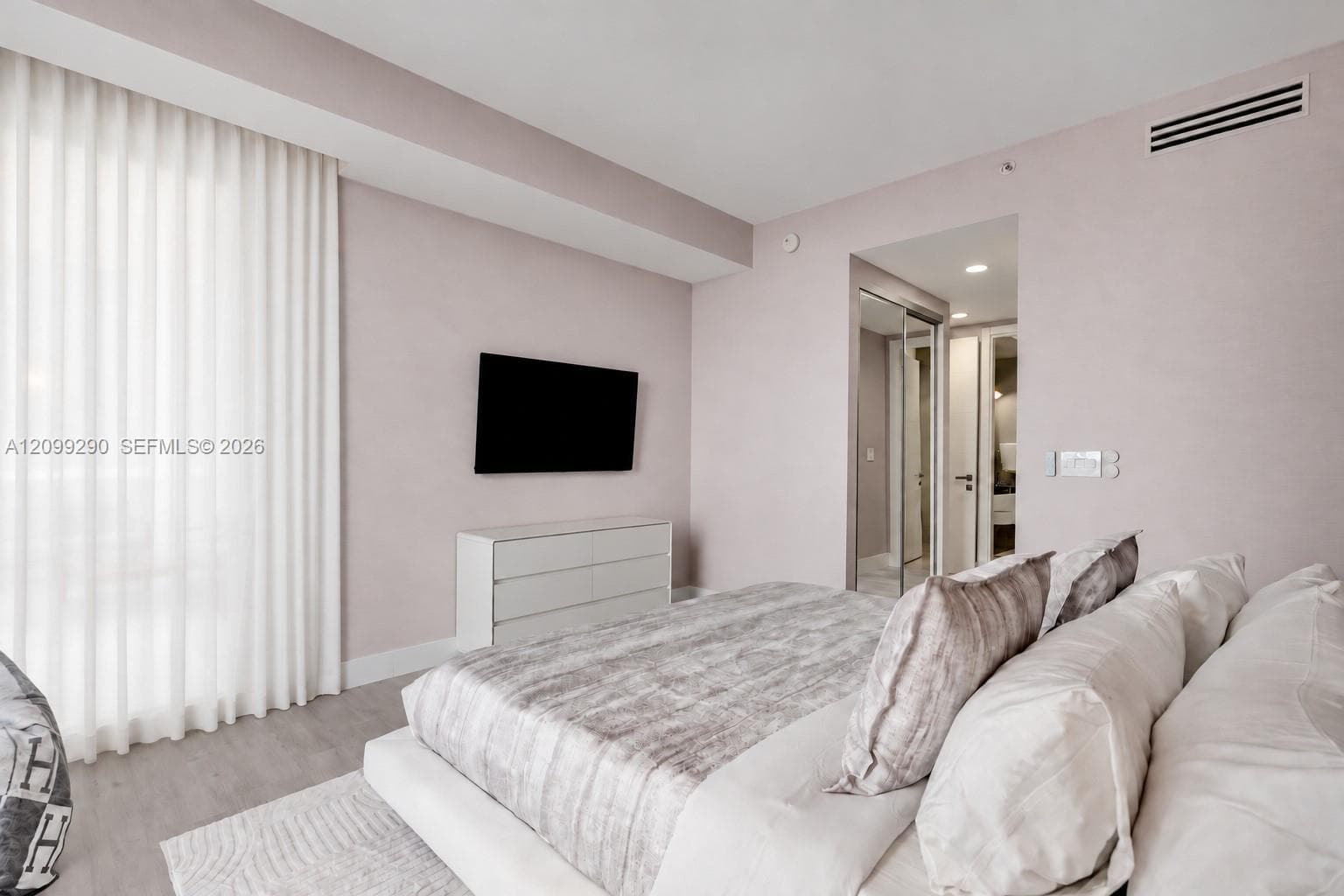 Trump Palace · #602 in Sunny Isles Beach - Photo 22