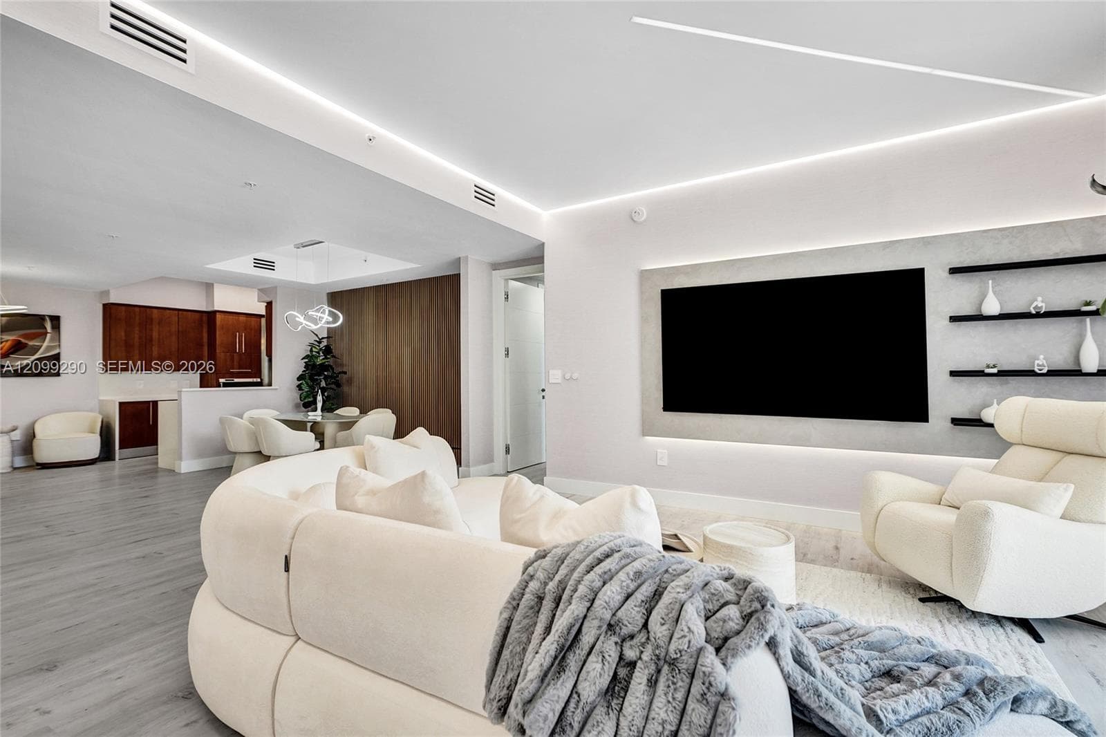 Trump Palace · #602 in Sunny Isles Beach - Photo 9