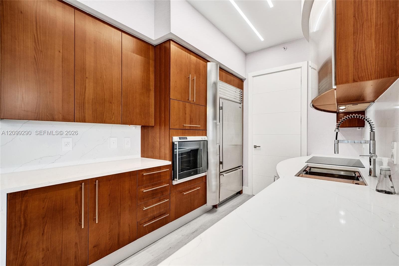 Trump Palace · #602 in Sunny Isles Beach - Photo 18