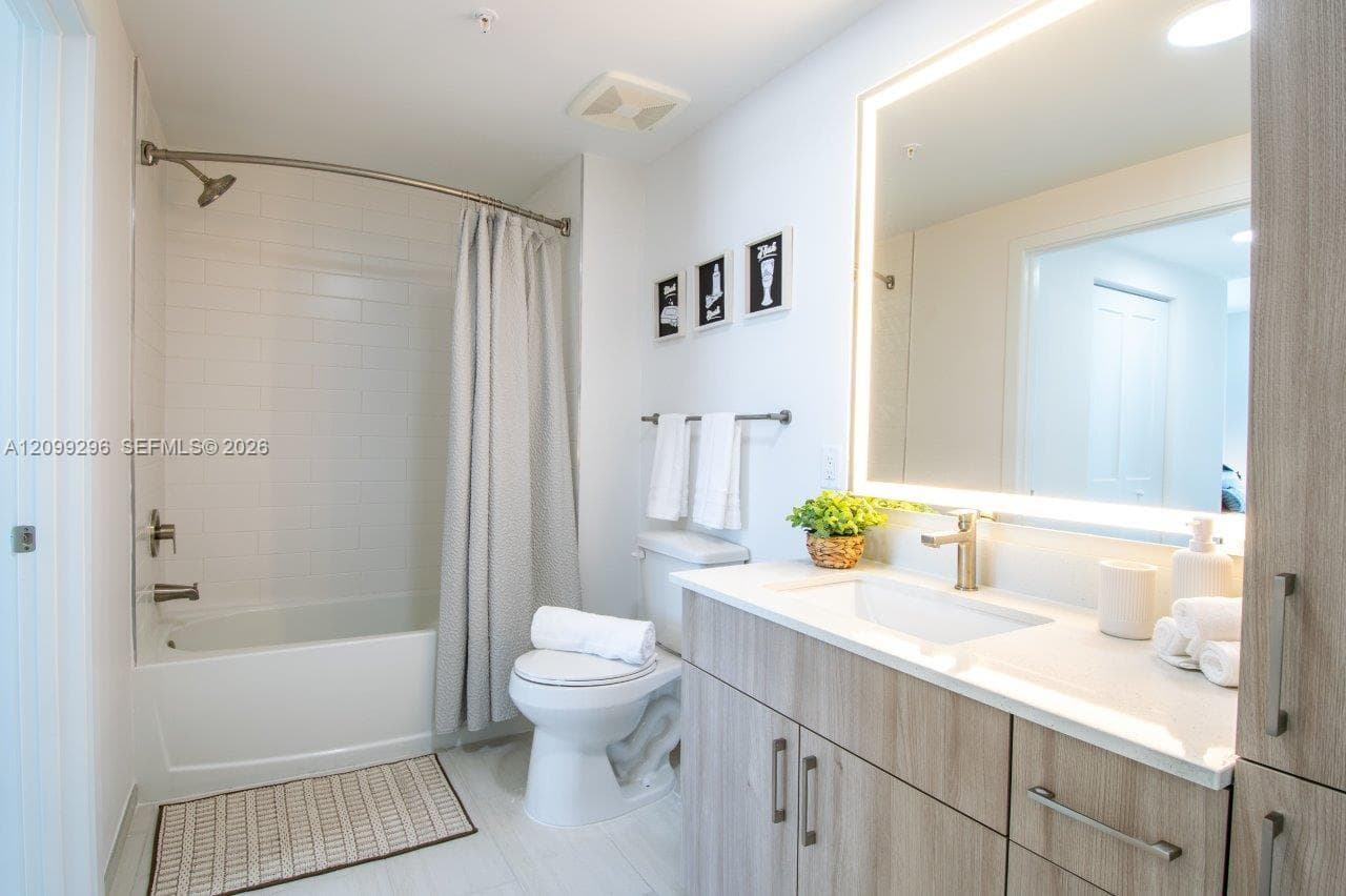 3645 Nw 36th St · #504 in Miami - Photo 12