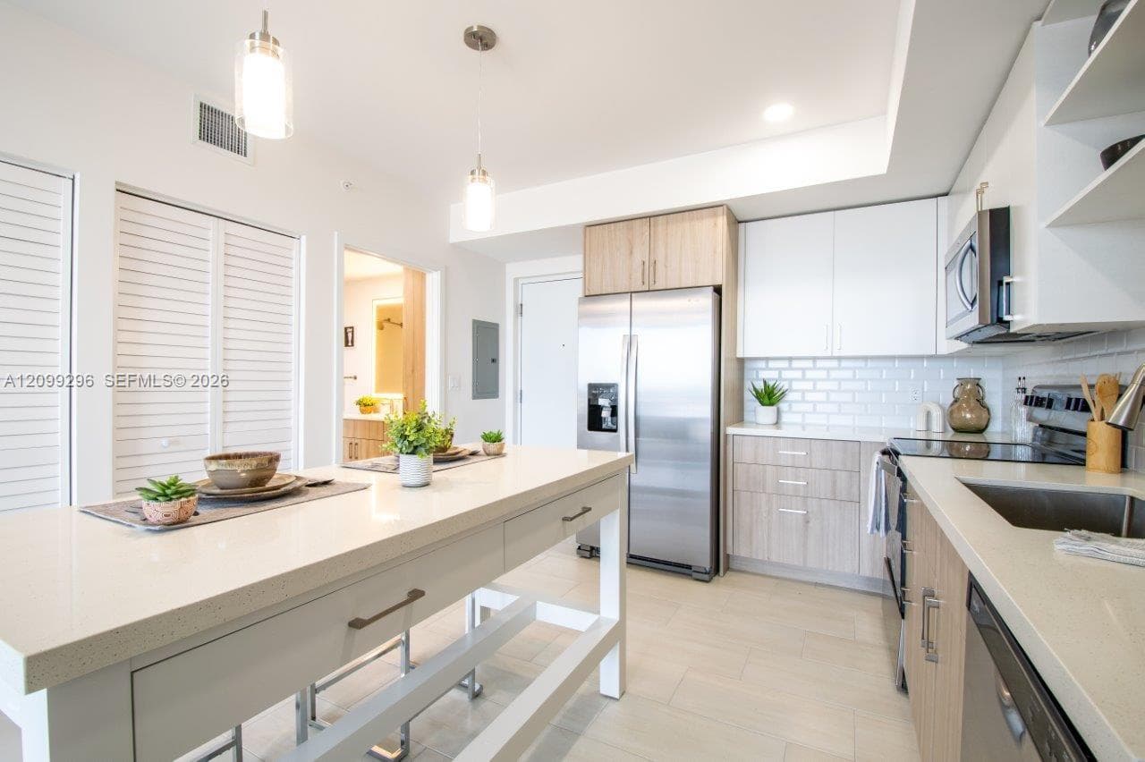 3645 Nw 36th St · #504 in Miami - Photo 5