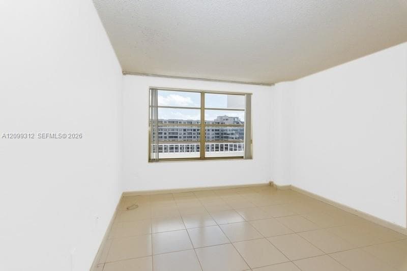 Commodore Club South · #1111 in Key Biscayne - Photo 15