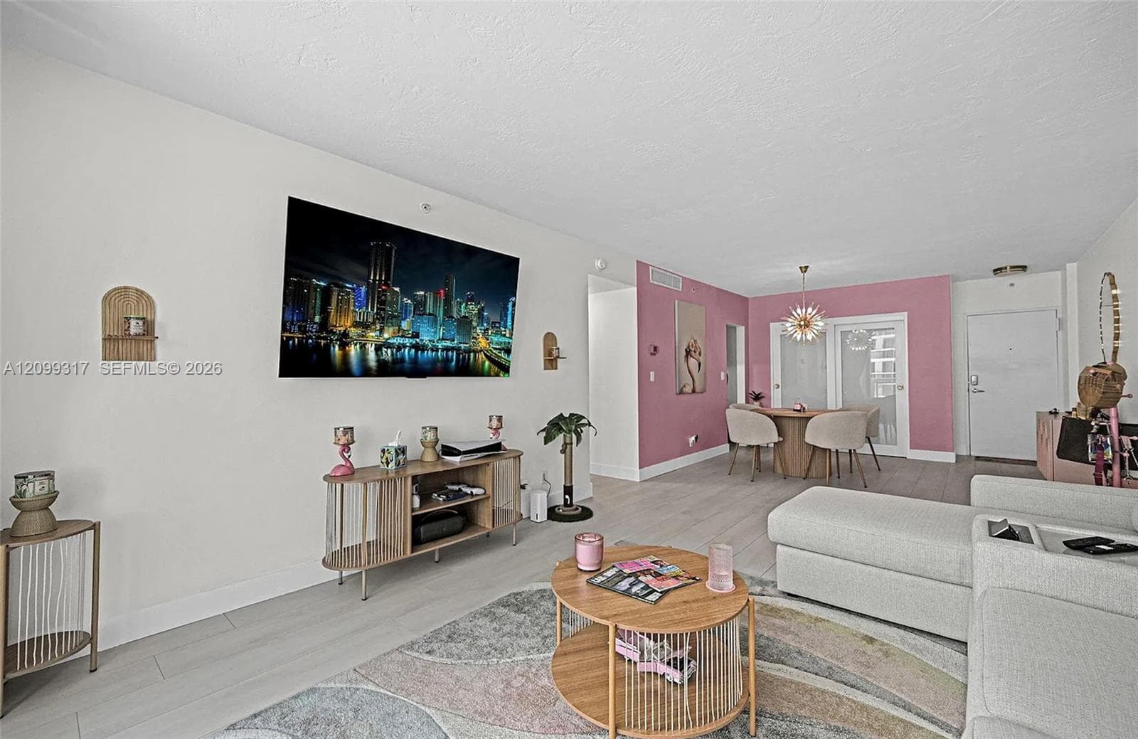 RESIDENCES ON HOLLYWOOD BL · #403 in Hollywood - Photo 3