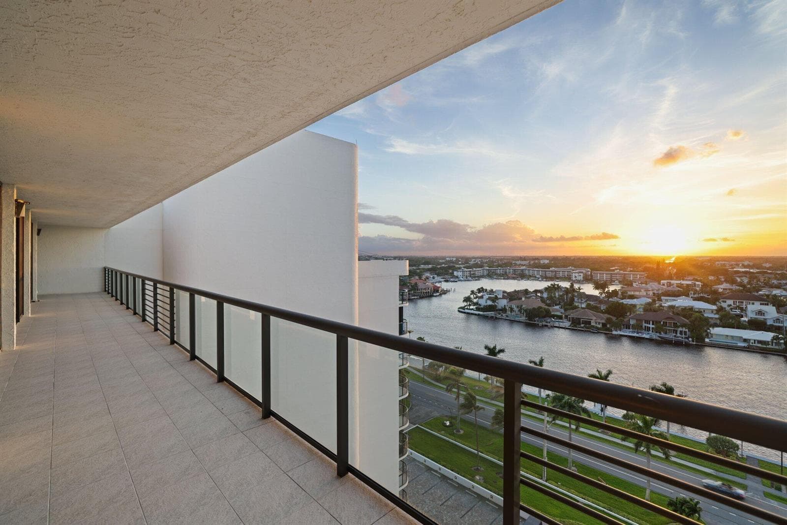 2727 S Ocean Boulevard 1502 - 107.jpg-SM
