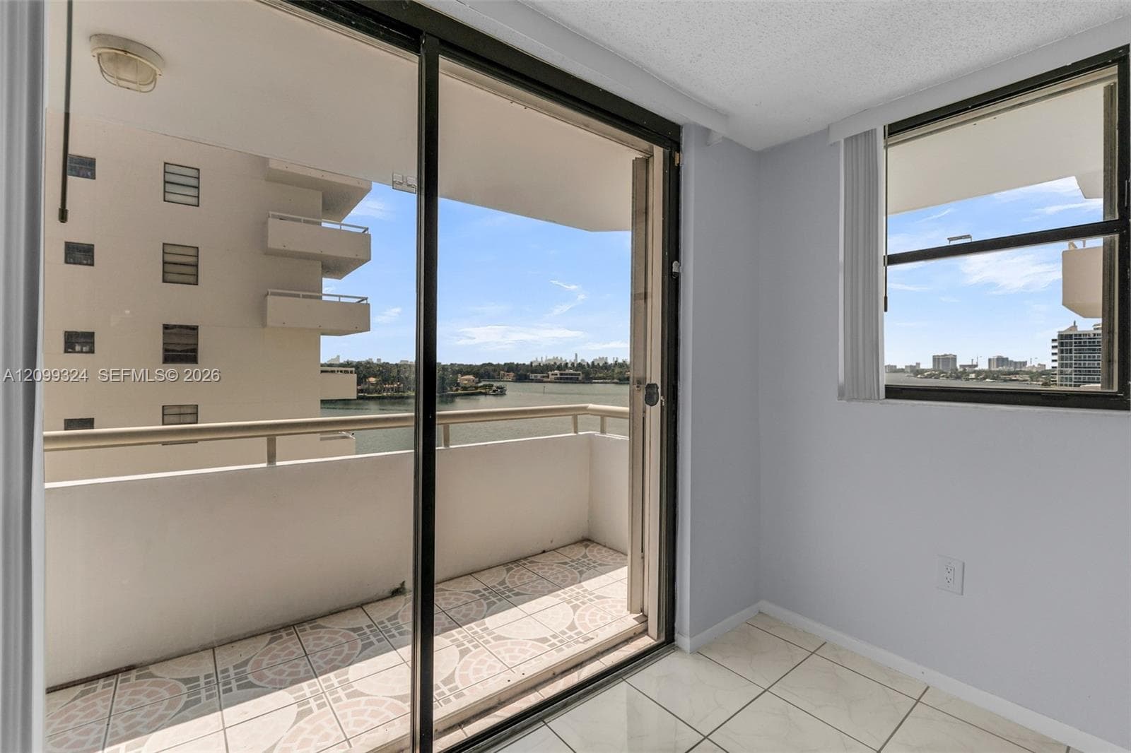 Indian Cr Cl Marina Condo · #6D in Miami Beach - Photo 11