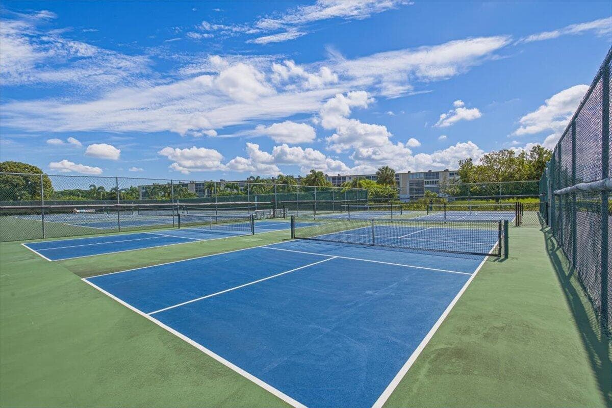 Tennis/Pickleball Court
