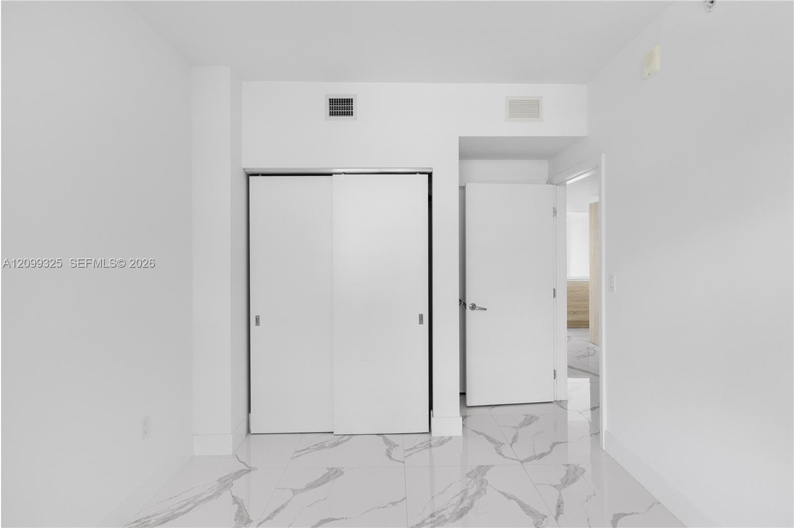 THE HARBOUR NORTH CONDO · #506 in North Miami Beach - Photo 20