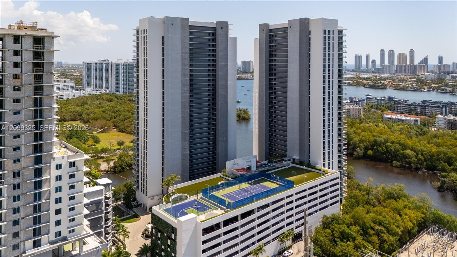 THE HARBOUR NORTH CONDO · #506 in North Miami Beach - Photo 24