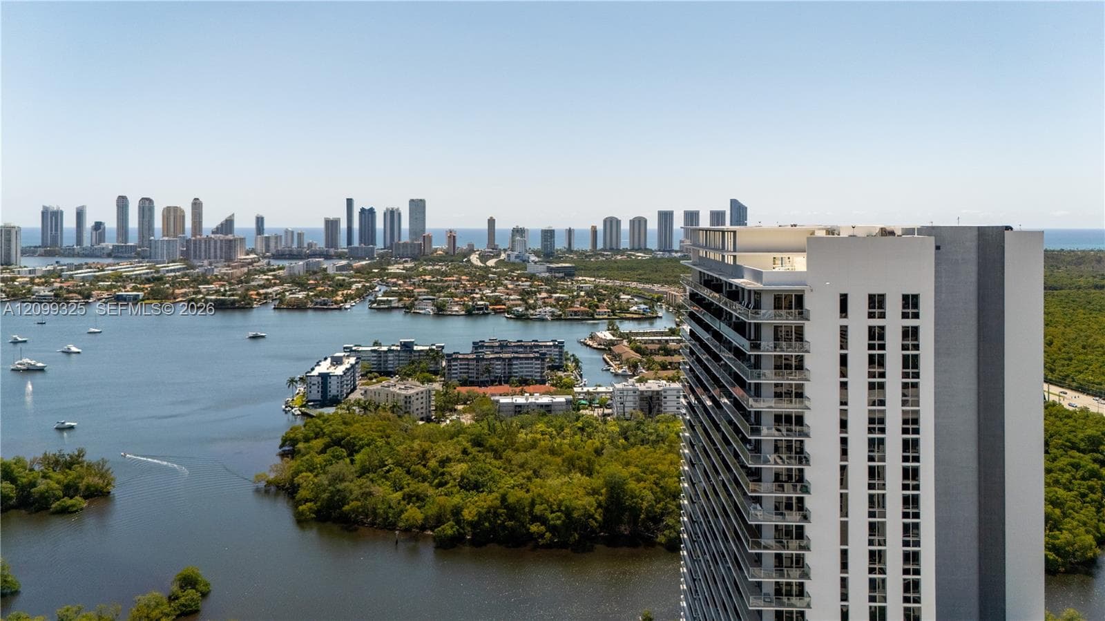 THE HARBOUR NORTH CONDO · #506 in North Miami Beach - Photo 49