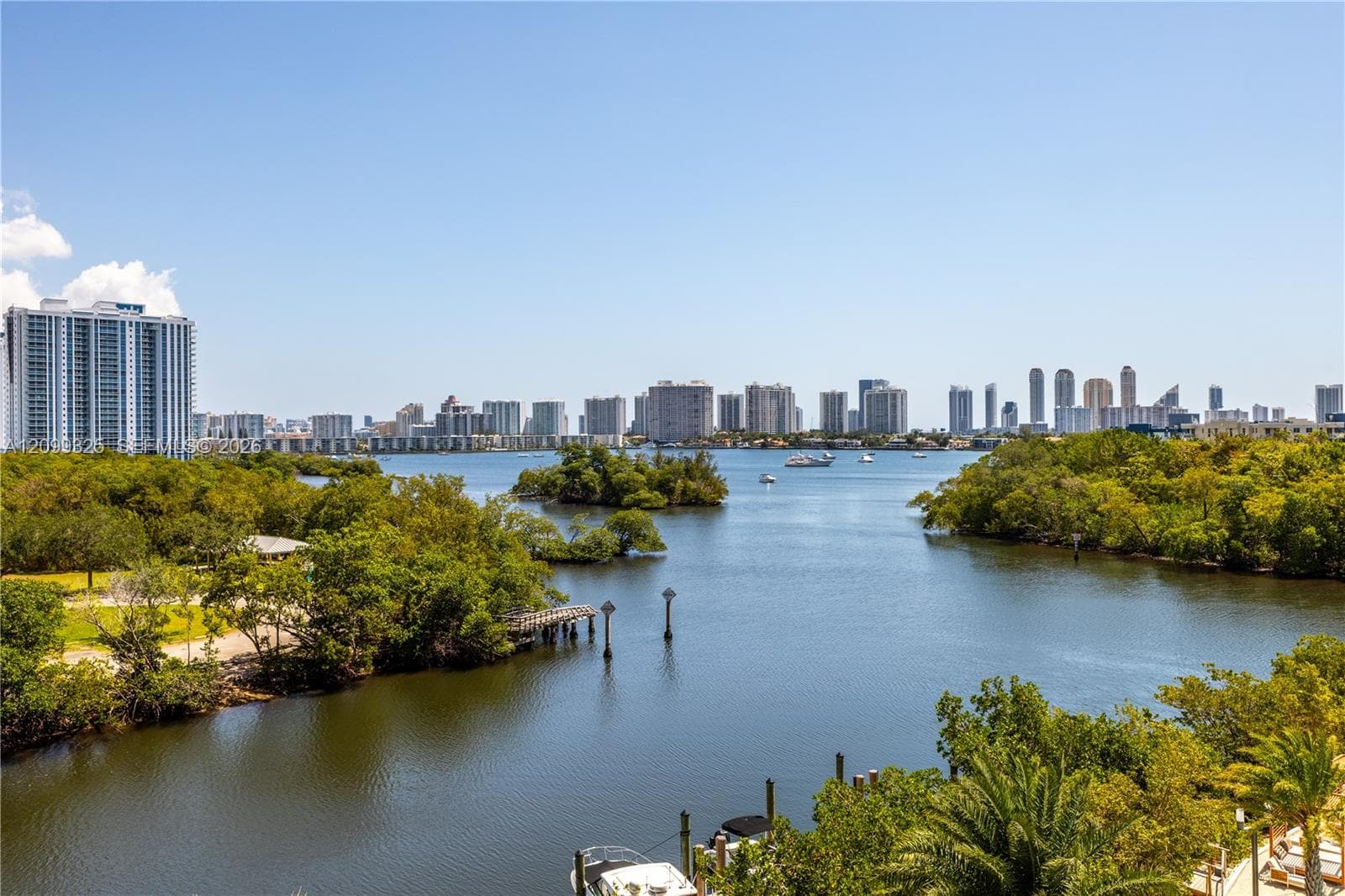 THE HARBOUR NORTH CONDO · #506 in North Miami Beach - Photo 18