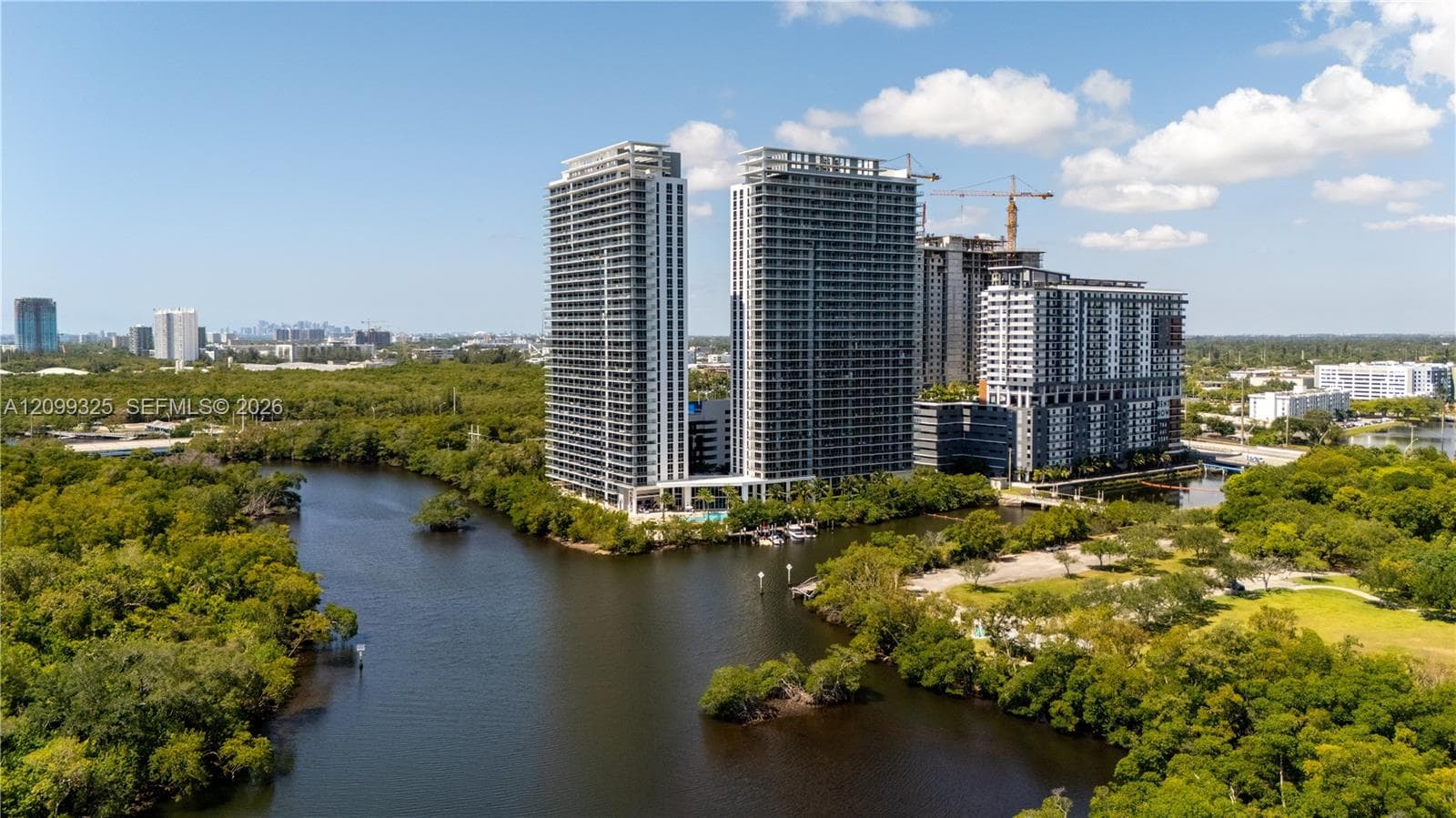 THE HARBOUR NORTH CONDO · #506 in North Miami Beach - Photo 48