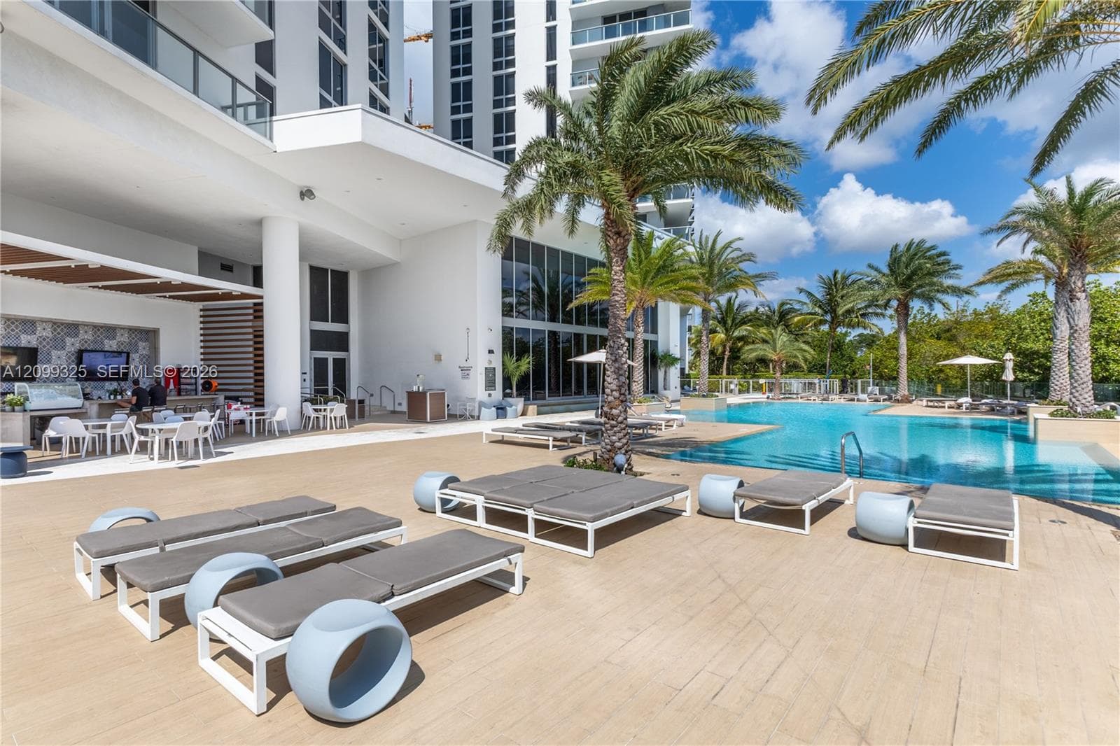 THE HARBOUR NORTH CONDO · #506 in North Miami Beach - Photo 35