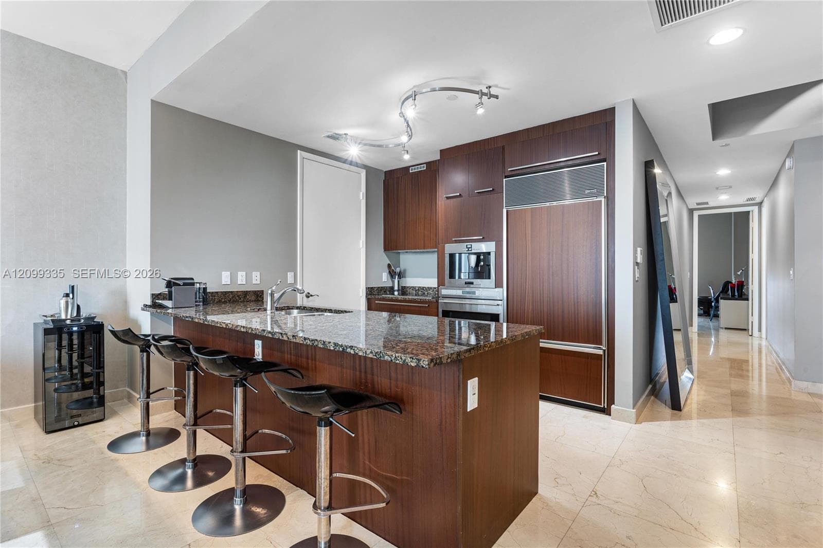 Trump Tower II · #3002 in Sunny Isles Beach - Photo 18